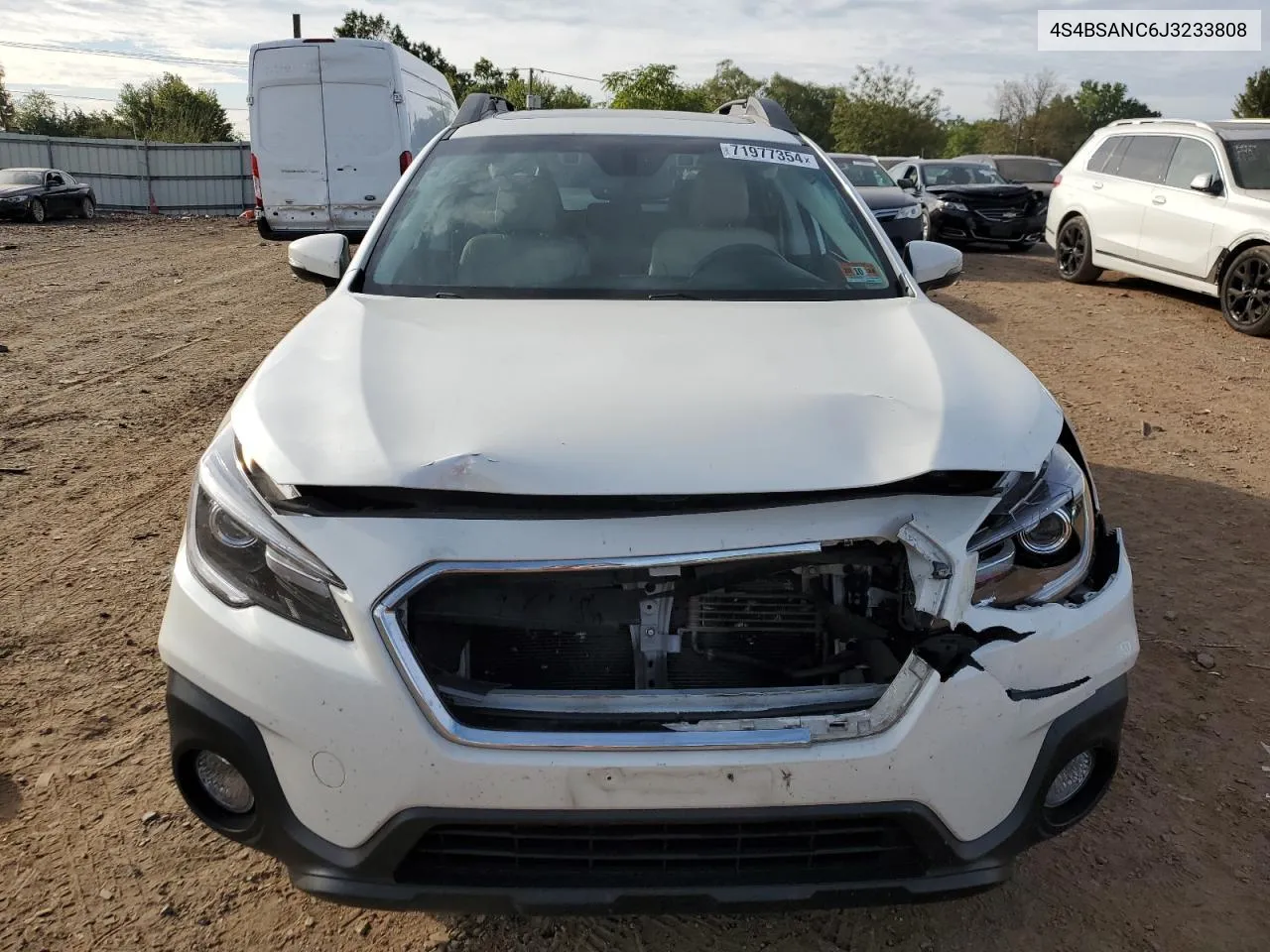 4S4BSANC6J3233808 2018 Subaru Outback 2.5I Limited