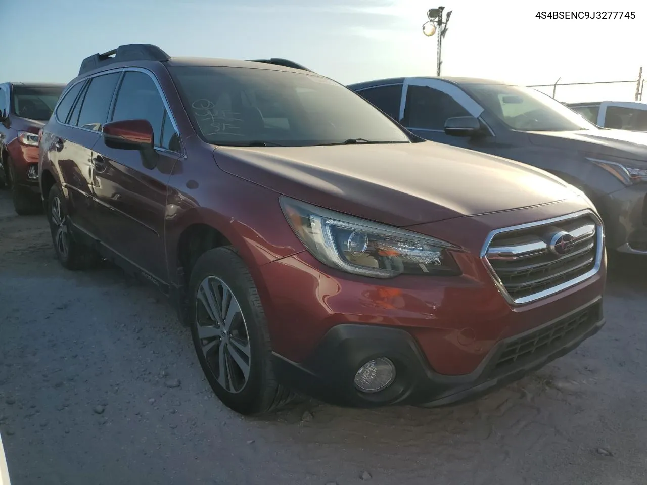 2018 Subaru Outback 3.6R Limited VIN: 4S4BSENC9J3277745 Lot: 76840284