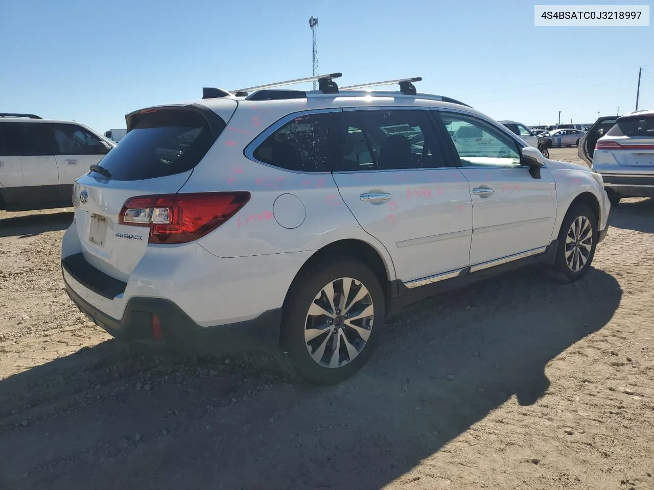 2018 Subaru Outback Touring VIN: 4S4BSATC0J3218997 Lot: 76845354