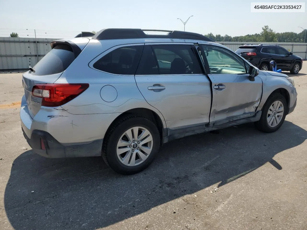 4S4BSAFC2K3353427 2019 Subaru Outback 2.5I Premium