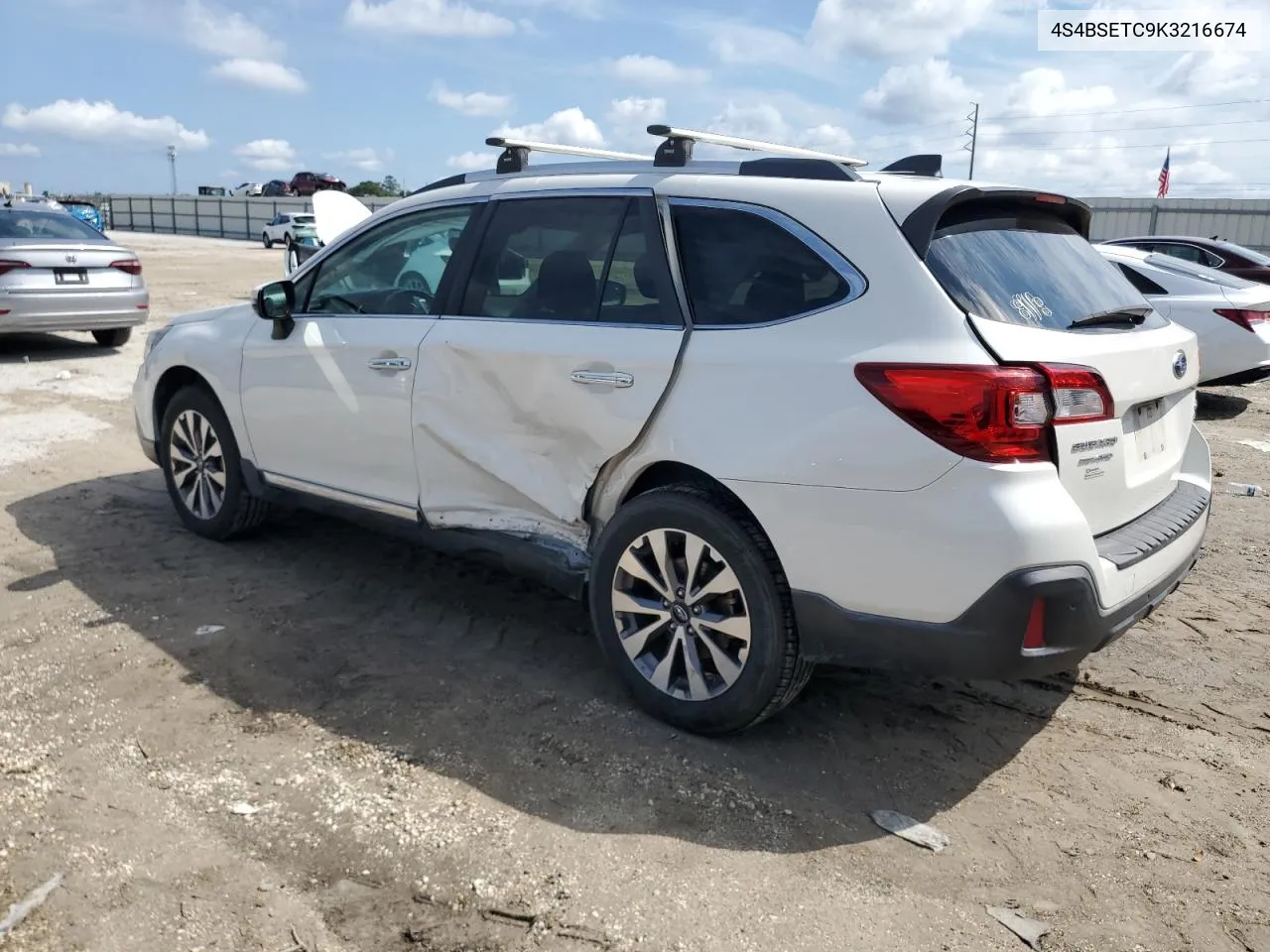 2019 Subaru Outback Touring VIN: 4S4BSETC9K3216674 Lot: 71574854