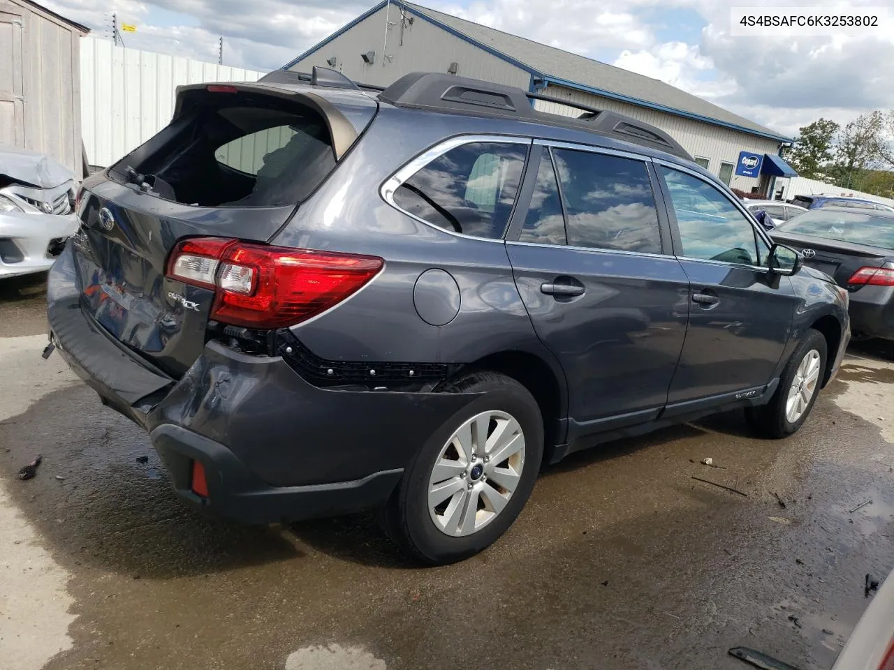 2019 Subaru Outback 2.5I Premium VIN: 4S4BSAFC6K3253802 Lot: 71726904