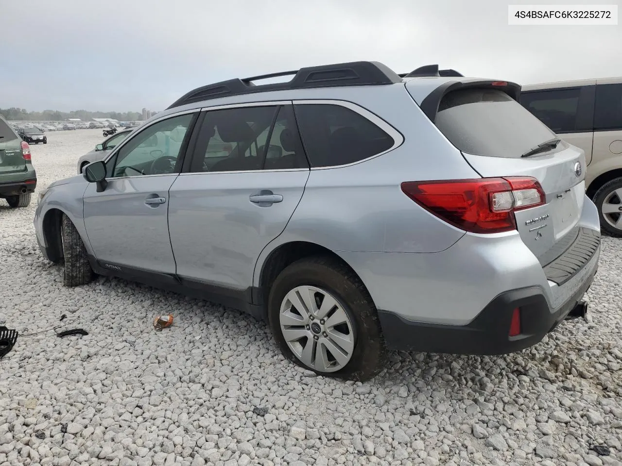 4S4BSAFC6K3225272 2019 Subaru Outback 2.5I Premium