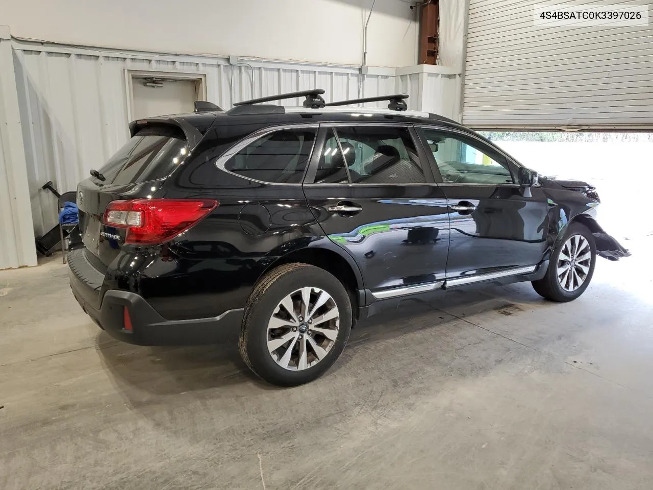 2019 Subaru Outback Touring VIN: 4S4BSATC0K3397026 Lot: 76028034