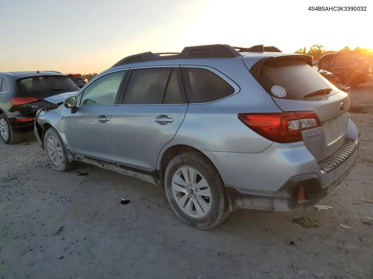 2019 Subaru Outback 2.5I Premium VIN: 4S4BSAHC3K3390032 Lot: 76863734