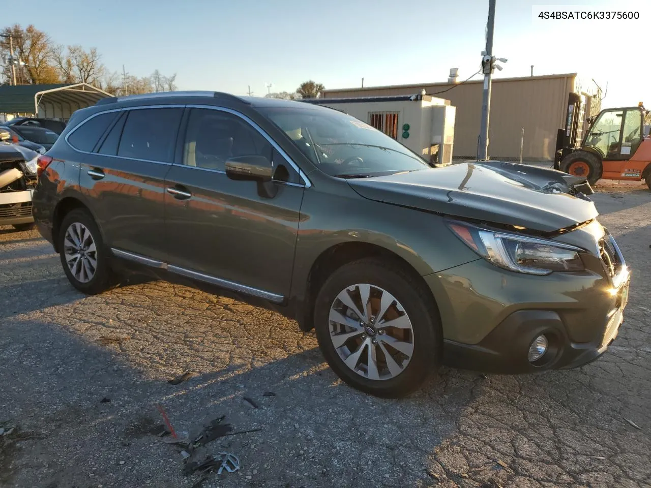 2019 Subaru Outback Touring VIN: 4S4BSATC6K3375600 Lot: 79832304