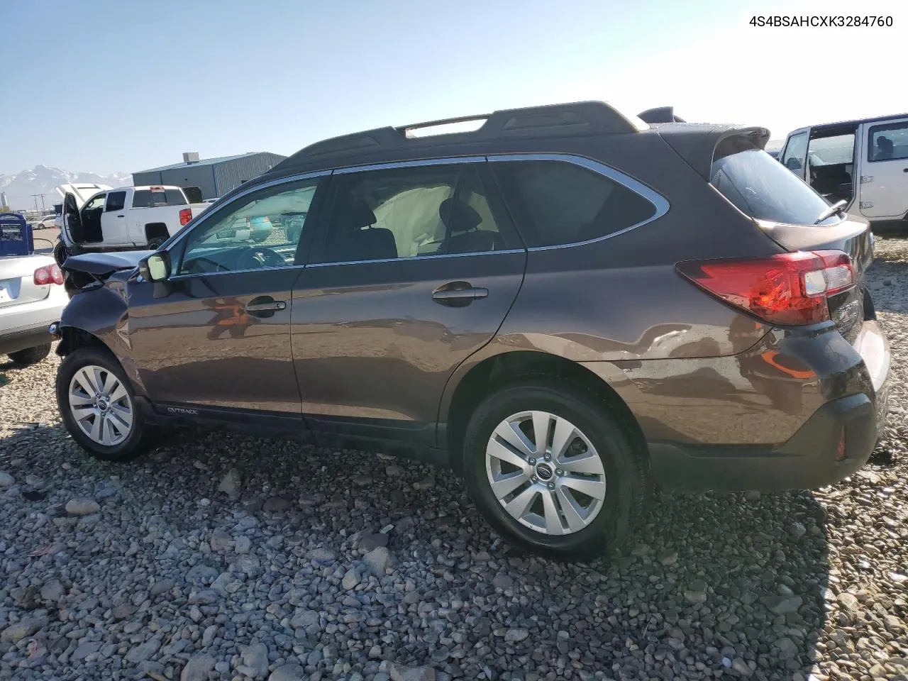 2019 Subaru Outback 2.5I Premium VIN: 4S4BSAHCXK3284760 Lot: 79941064