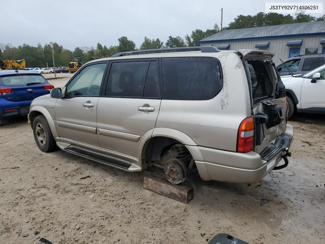 2001 Suzuki Grand Vitara Xl7 Touring VIN: JS3TY92V714106251 Lot: 79281204