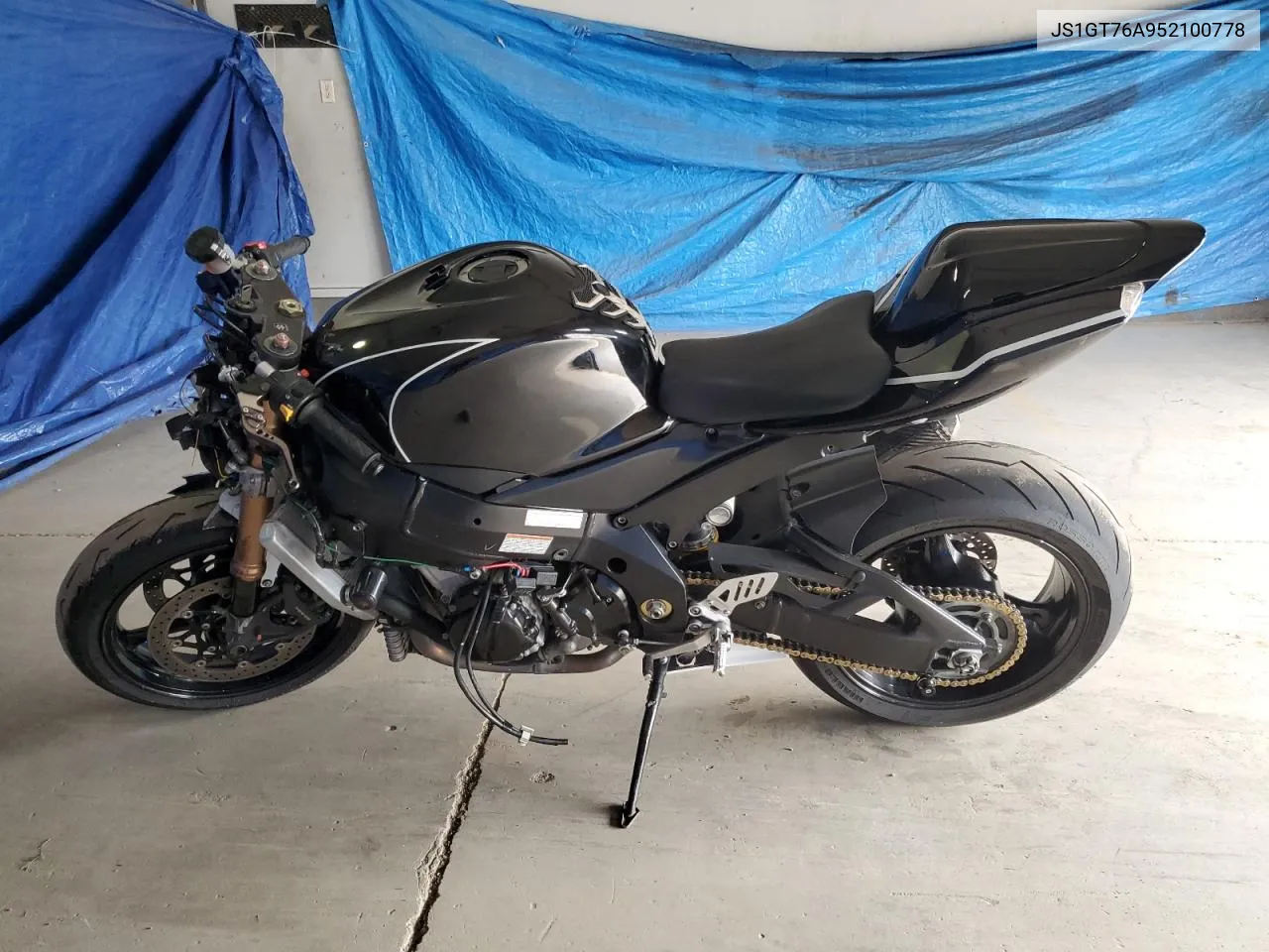 2005 Suzuki Gsx-R1000 VIN: JS1GT76A952100778 Lot: 68535384