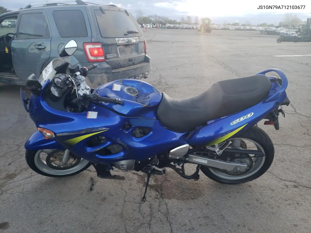 2001 Suzuki Gsx600 F VIN: JS1GN79A712103677 Lot: 75634484