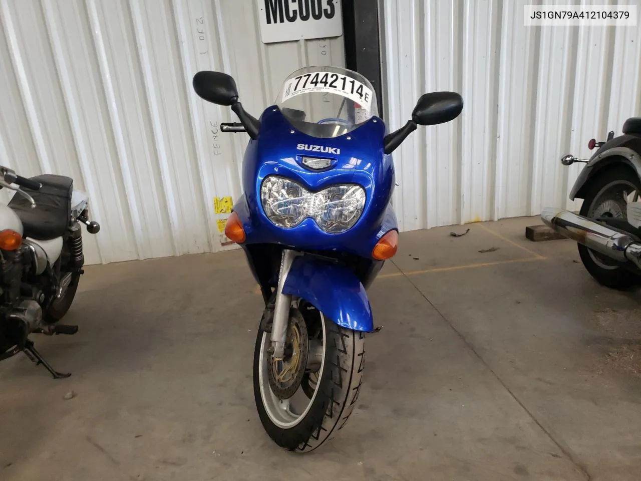 2001 Suzuki Gsx600 F VIN: JS1GN79A412104379 Lot: 77442114