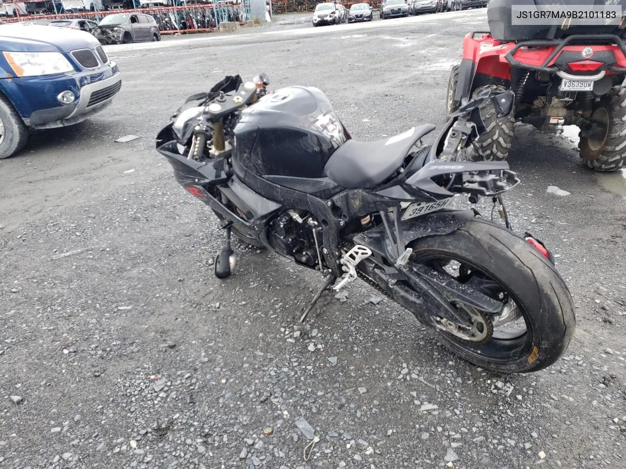 JS1GR7MA9B2101183 2011 Suzuki Gsx750