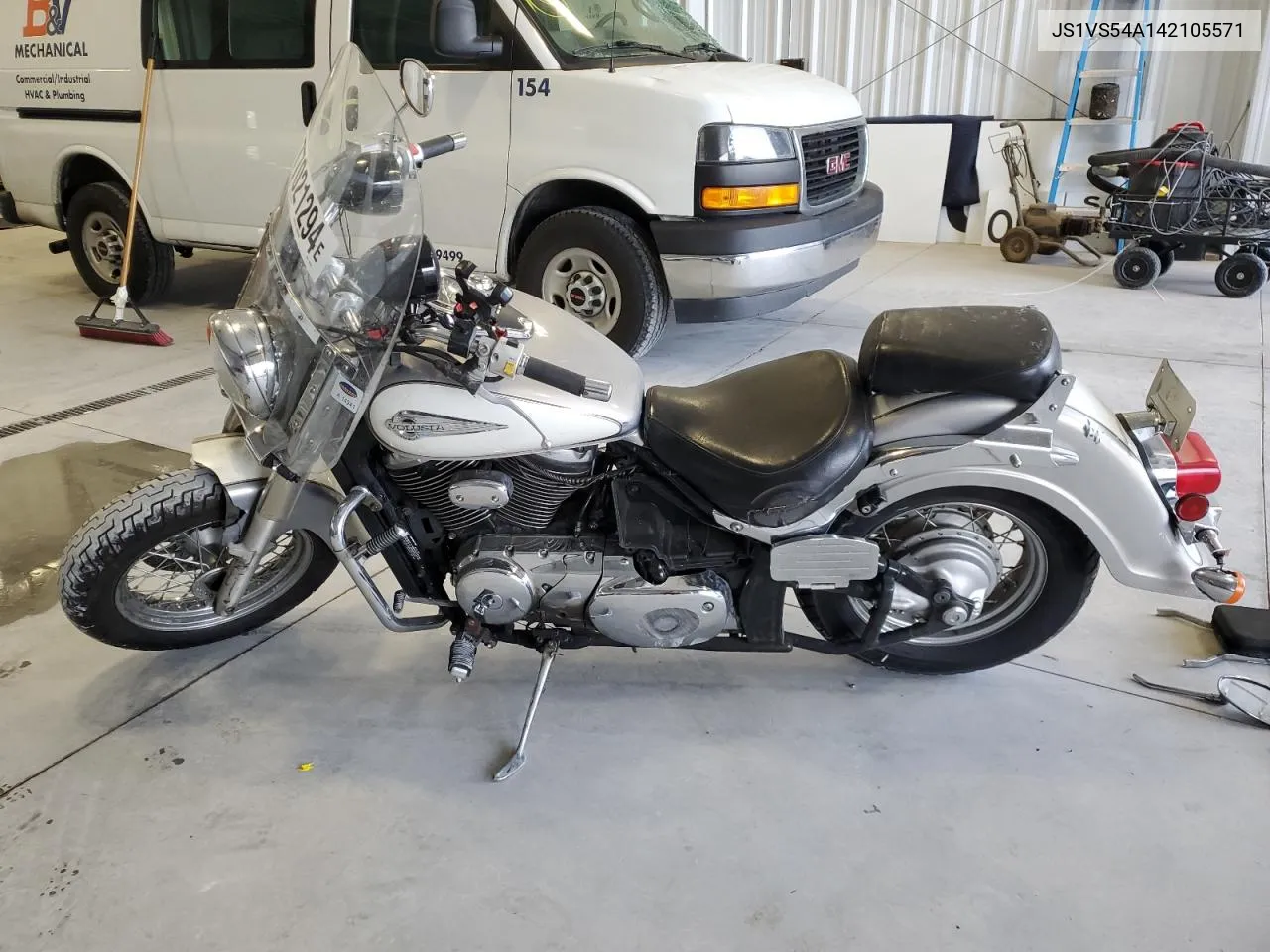 2004 Suzuki Vl800 VIN: JS1VS54A142105571 Lot: 77021294