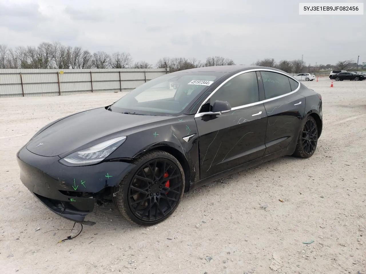 2018 Tesla Model 3 VIN: 5YJ3E1EB9JF082456 Lot: 45197344