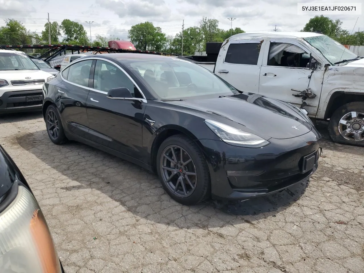 5YJ3E1EA1JF020671 2018 Tesla Model 3