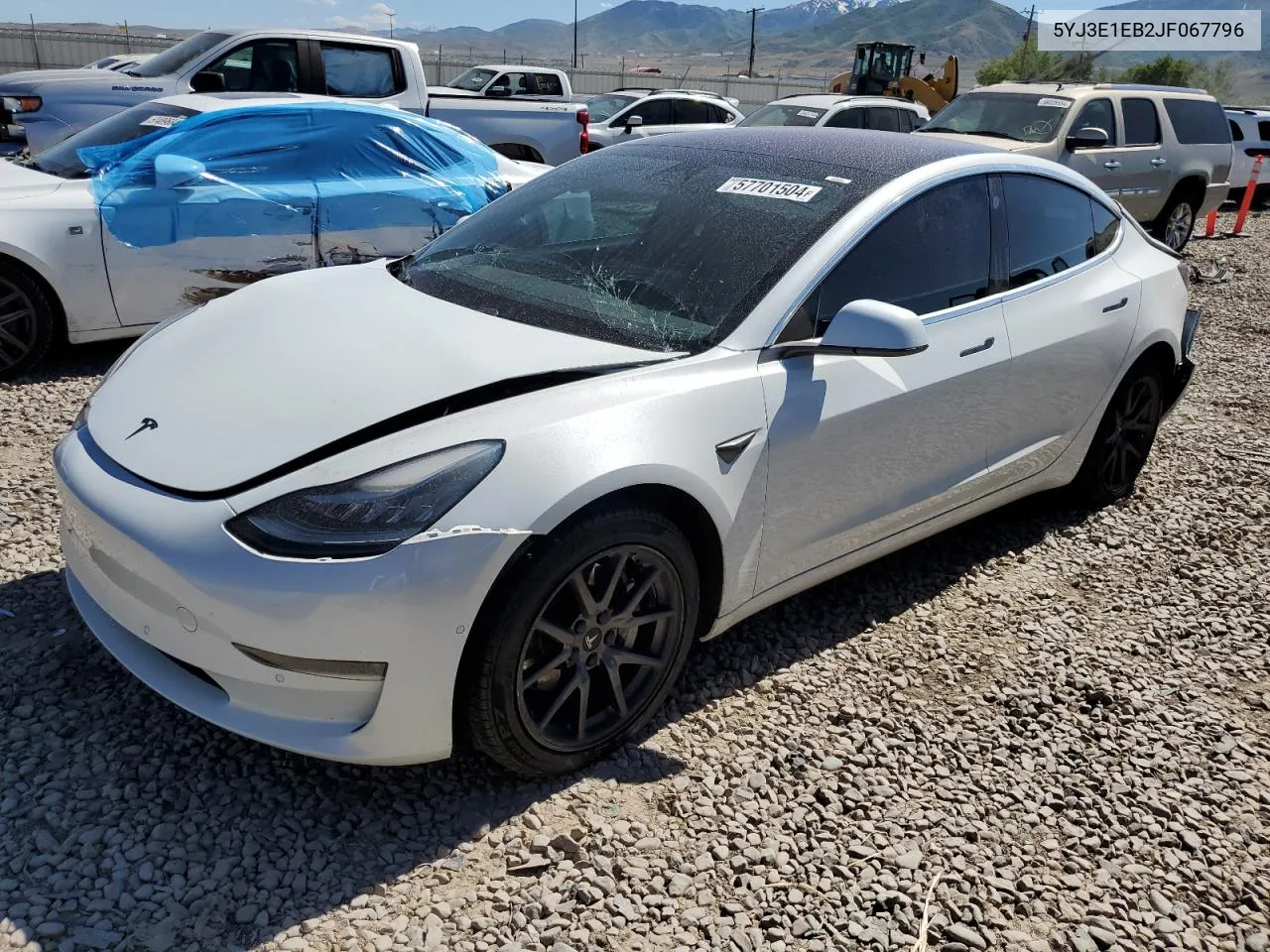 5YJ3E1EB2JF067796 2018 Tesla Model 3