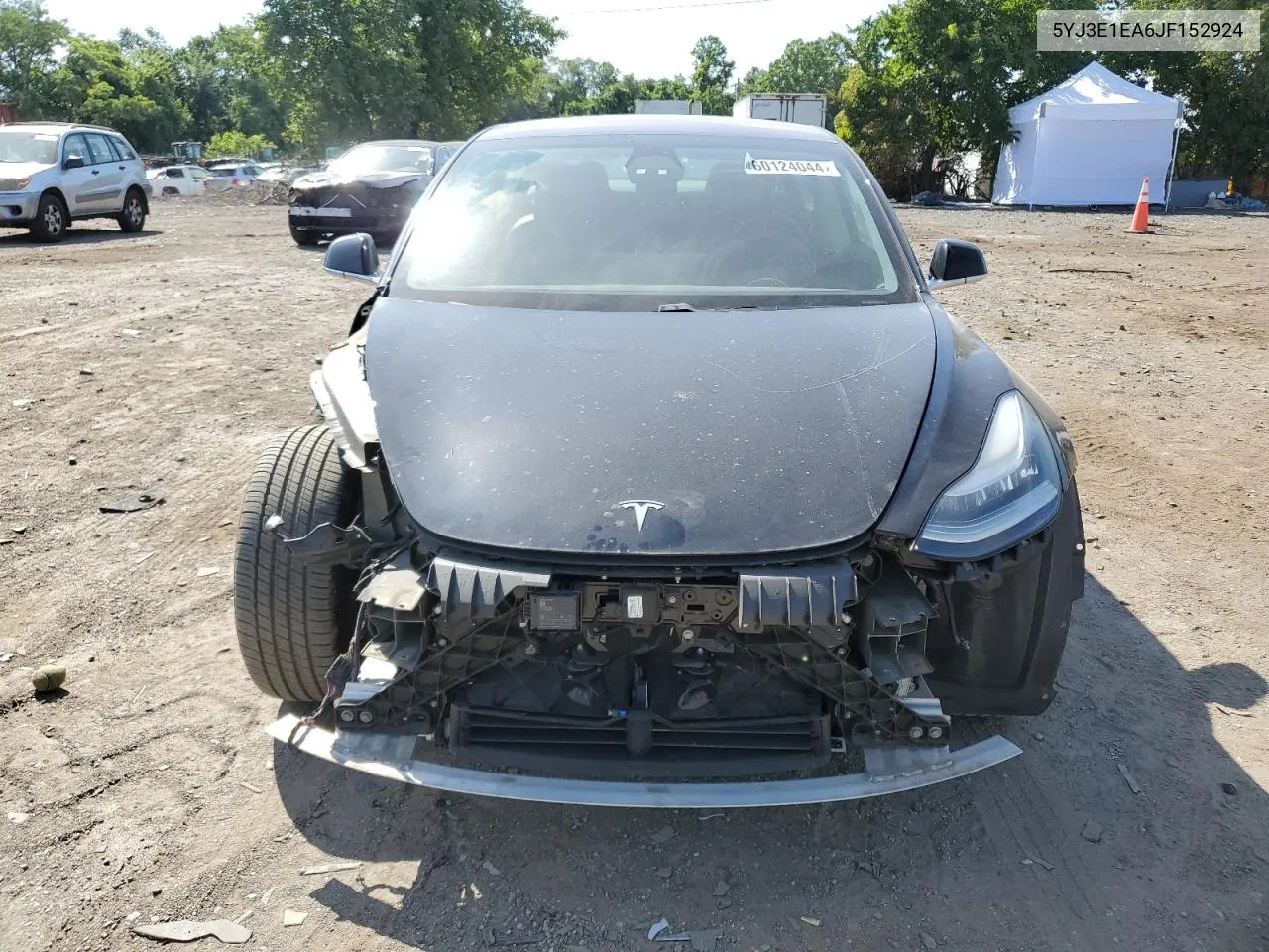 2018 Tesla Model 3 VIN: 5YJ3E1EA6JF152924 Lot: 60124044