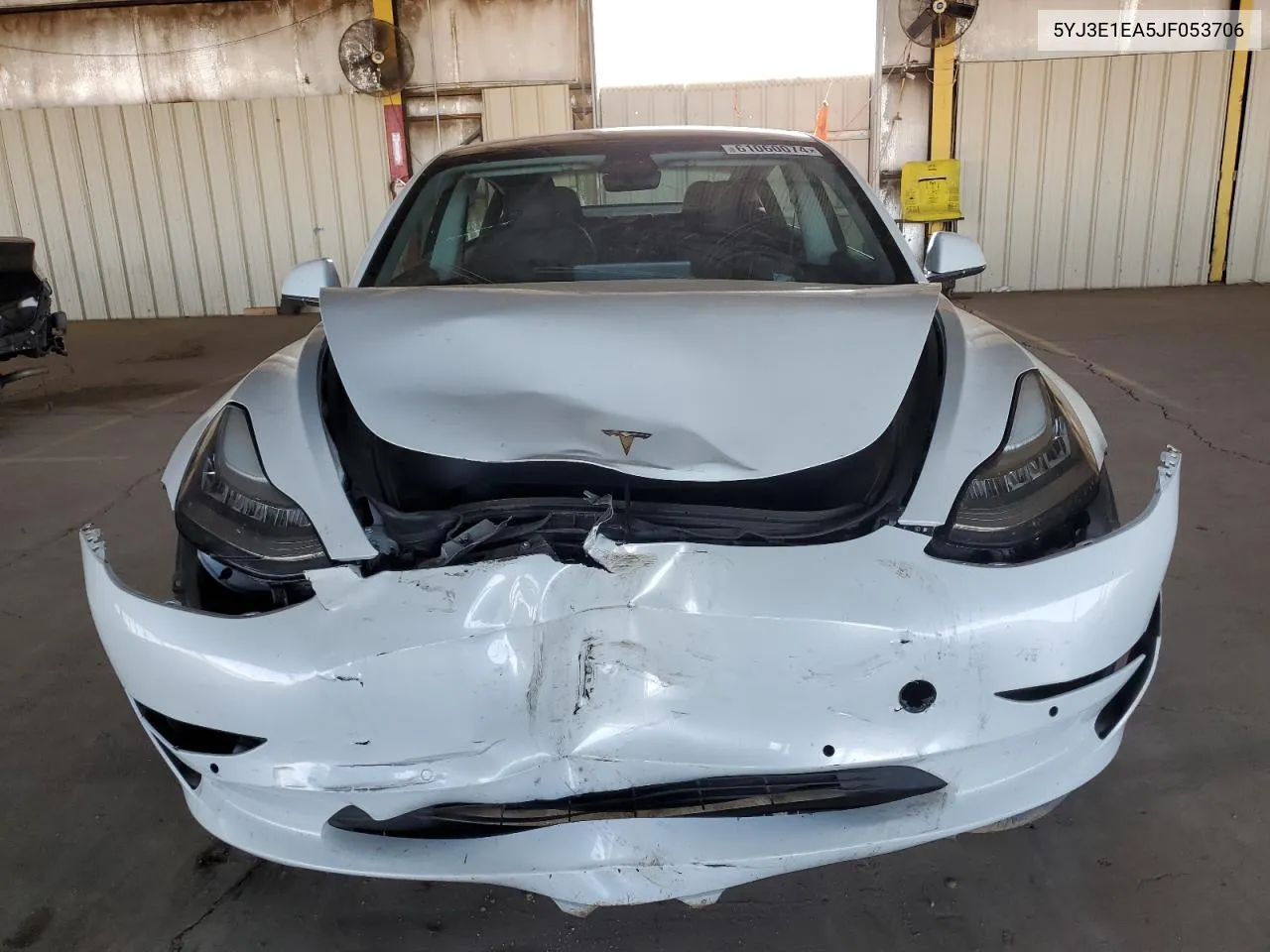 2018 Tesla Model 3 VIN: 5YJ3E1EA5JF053706 Lot: 61060074