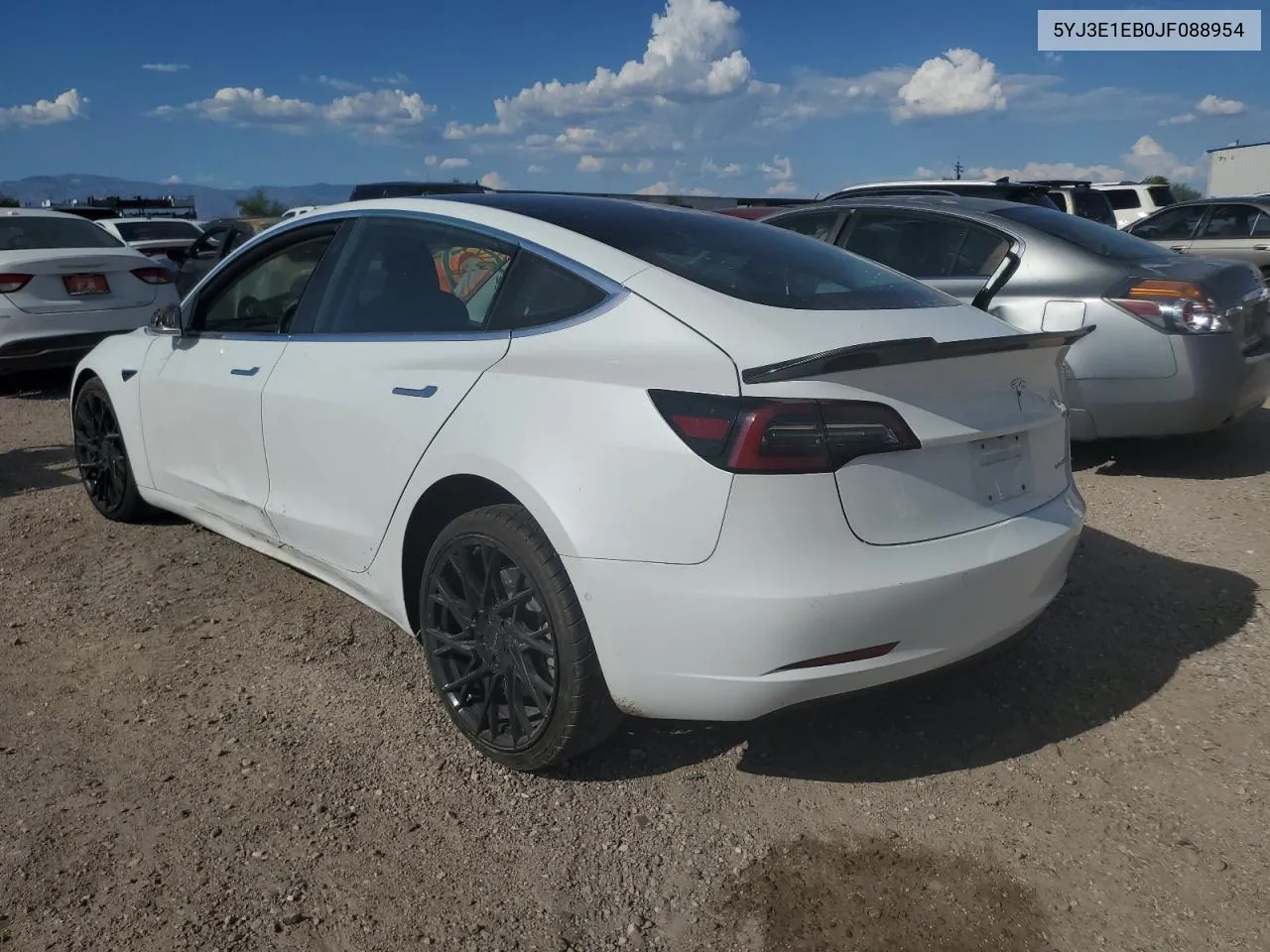 5YJ3E1EB0JF088954 2018 Tesla Model 3