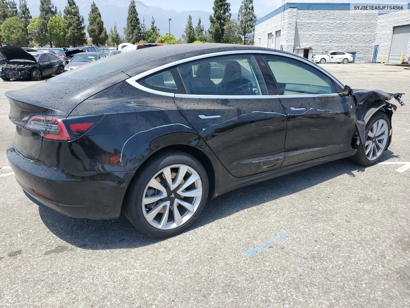 5YJ3E1EA5JF154566 2018 Tesla Model 3