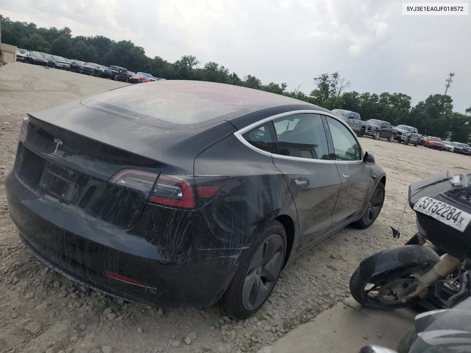 5YJ3E1EA0JF018572 2018 Tesla Model 3