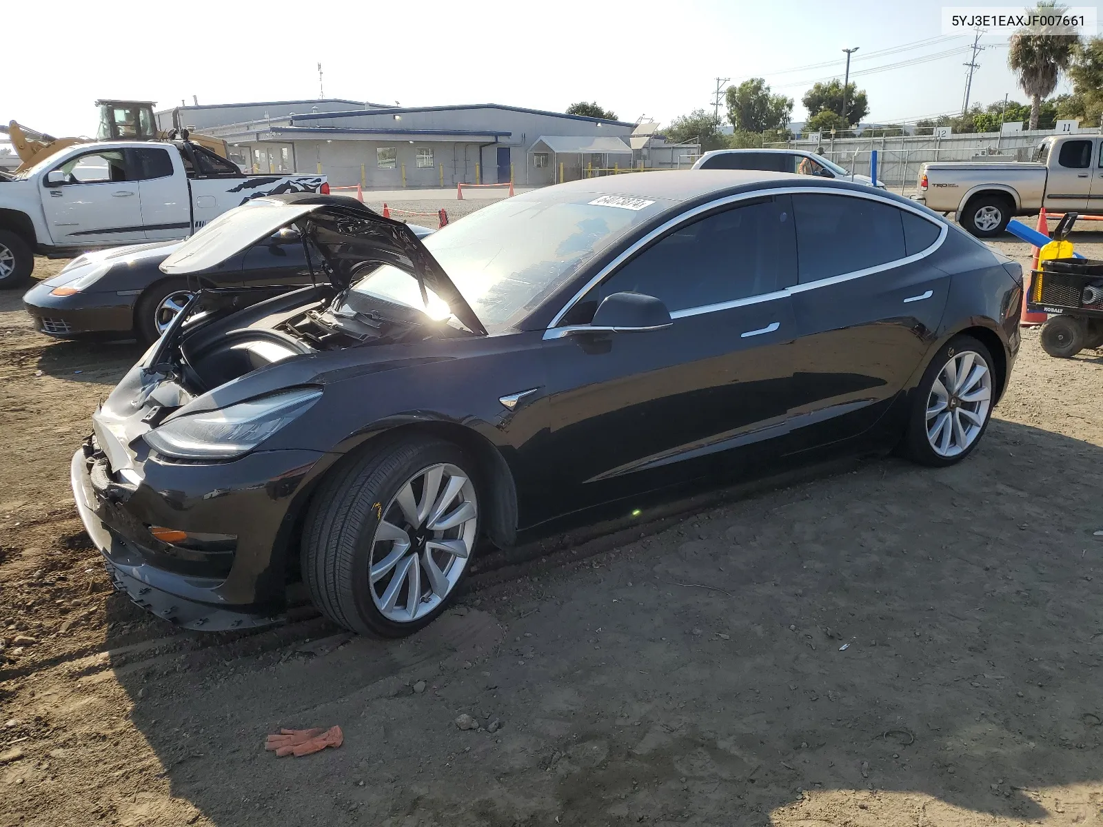 2018 Tesla Model 3 VIN: 5YJ3E1EAXJF007661 Lot: 64073874