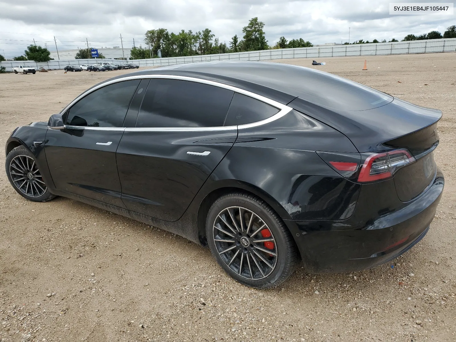 5YJ3E1EB4JF105447 2018 Tesla Model 3