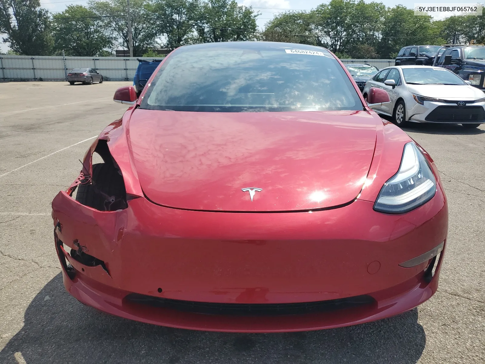 2018 Tesla Model 3 VIN: 5YJ3E1EB8JF065762 Lot: 64682424