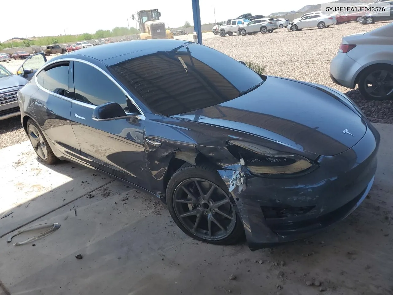 5YJ3E1EA1JF043576 2018 Tesla Model 3