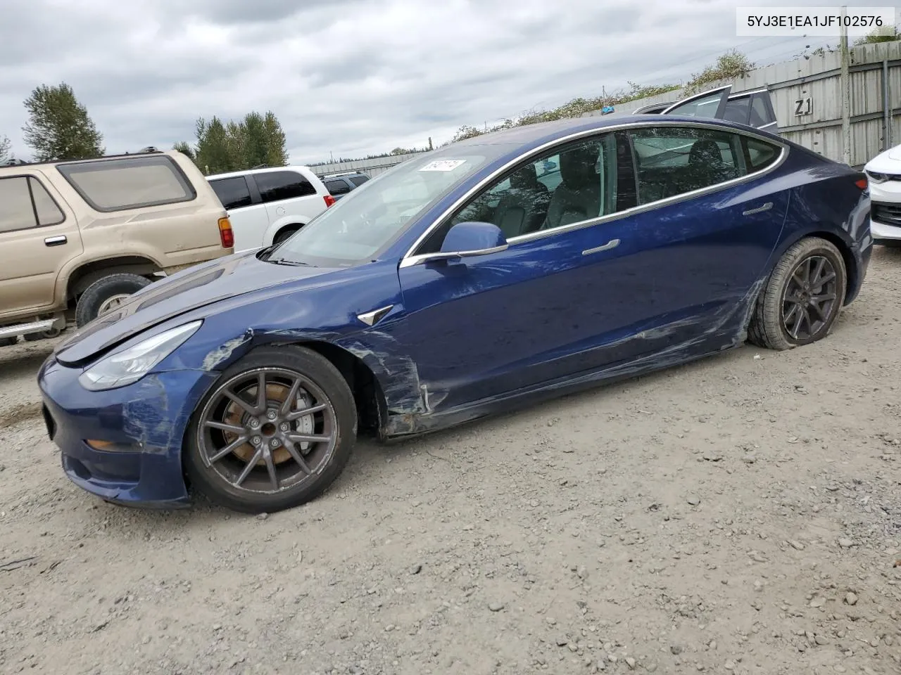 5YJ3E1EA1JF102576 2018 Tesla Model 3