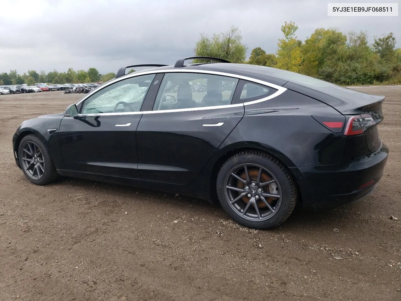 5YJ3E1EB9JF068511 2018 Tesla Model 3