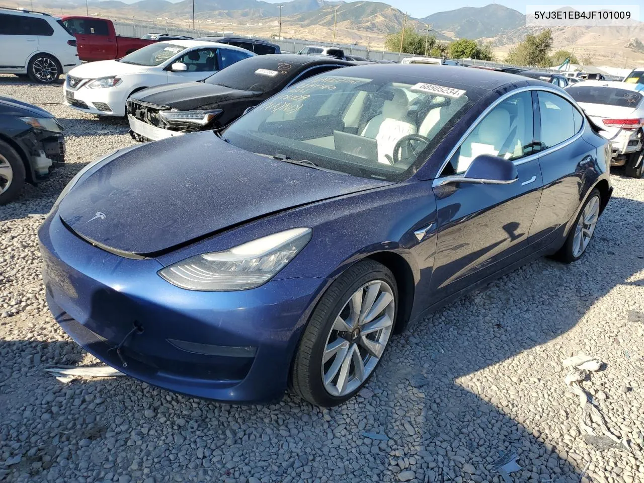 5YJ3E1EB4JF101009 2018 Tesla Model 3