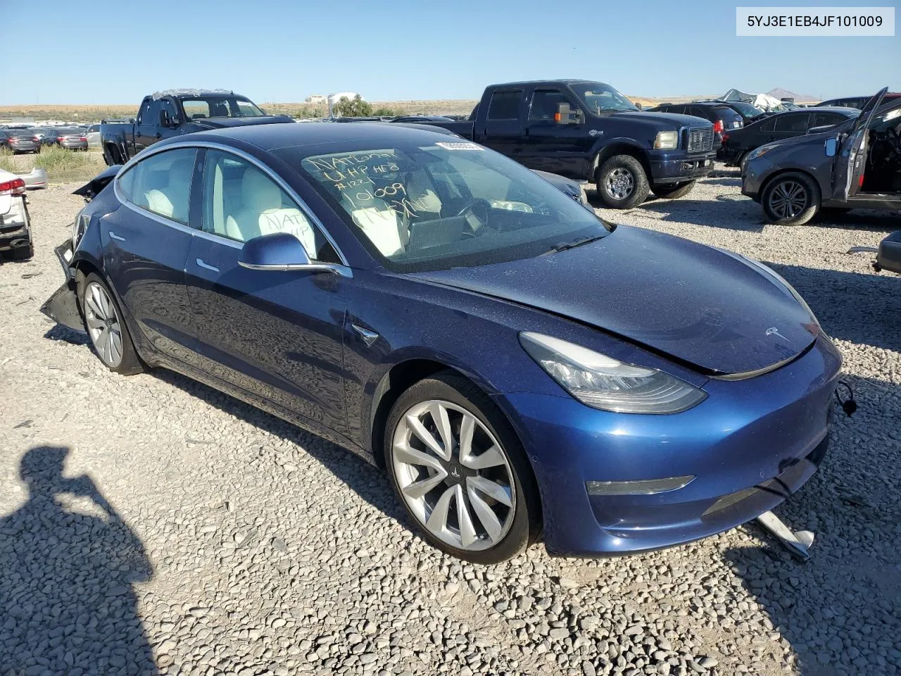 5YJ3E1EB4JF101009 2018 Tesla Model 3