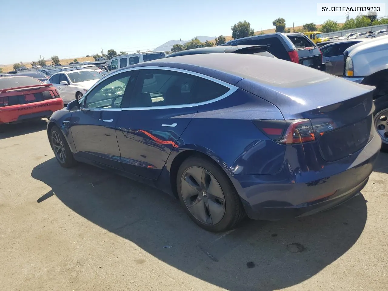 2018 Tesla Model 3 VIN: 5YJ3E1EA6JF039233 Lot: 68992594