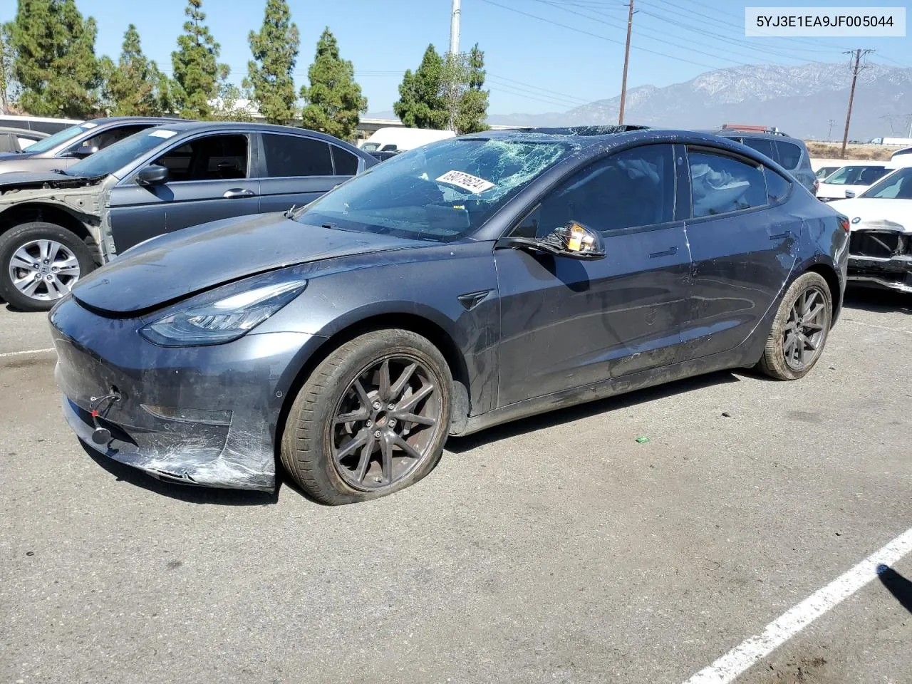 5YJ3E1EA9JF005044 2018 Tesla Model 3