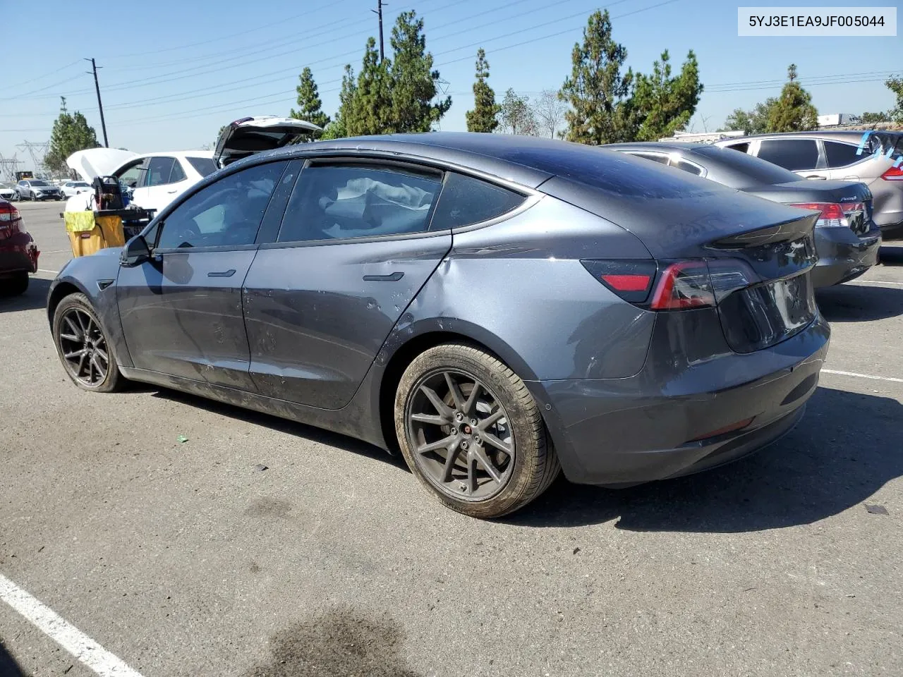 5YJ3E1EA9JF005044 2018 Tesla Model 3