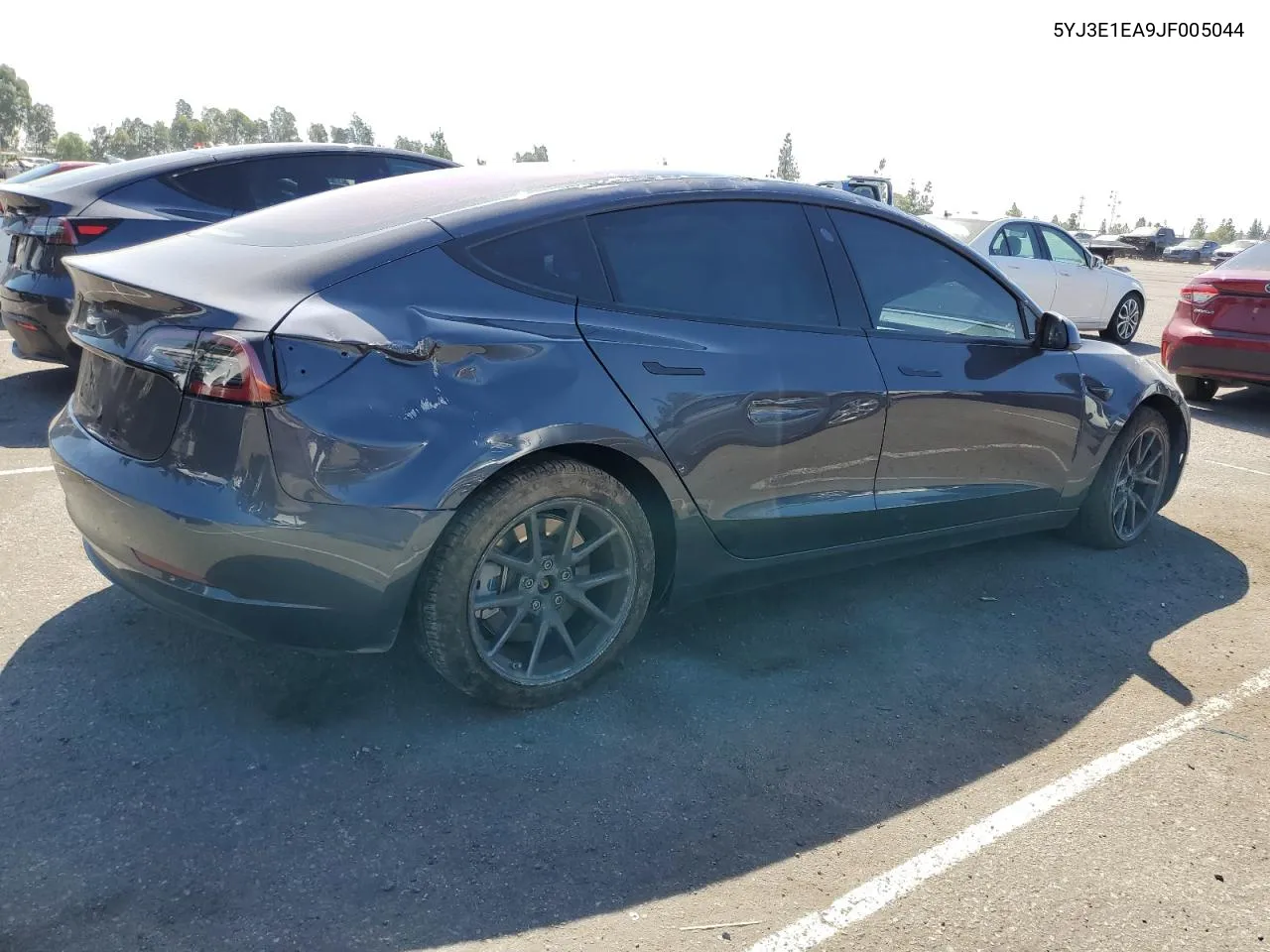 2018 Tesla Model 3 VIN: 5YJ3E1EA9JF005044 Lot: 69079624