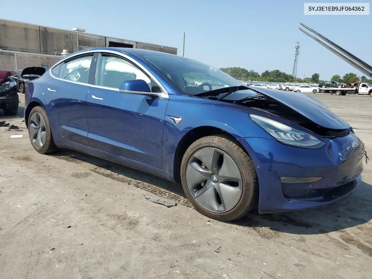 5YJ3E1EB9JF064362 2018 Tesla Model 3