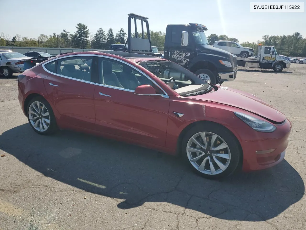 5YJ3E1EB3JF115922 2018 Tesla Model 3