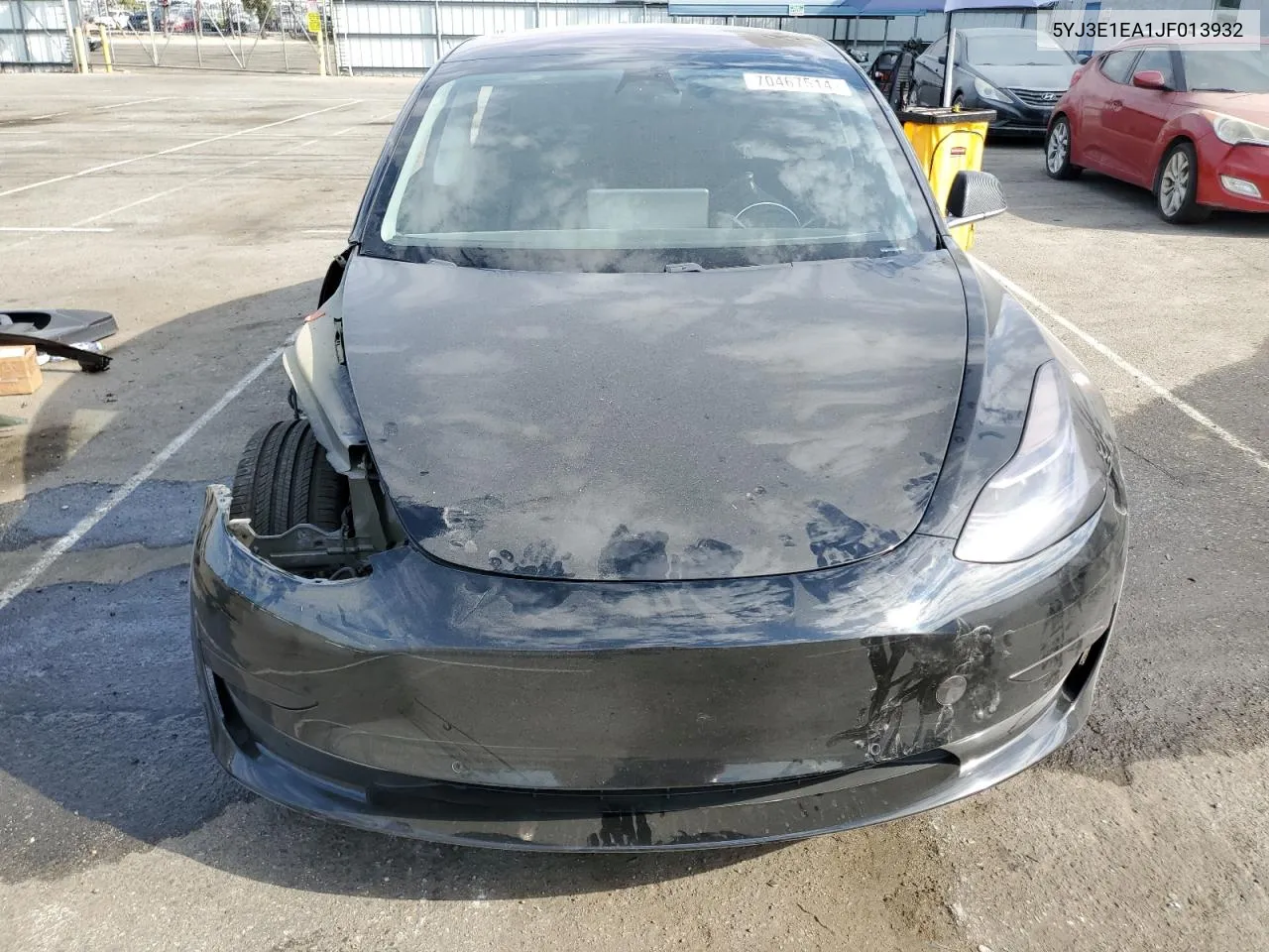 2018 Tesla Model 3 VIN: 5YJ3E1EA1JF013932 Lot: 70467514