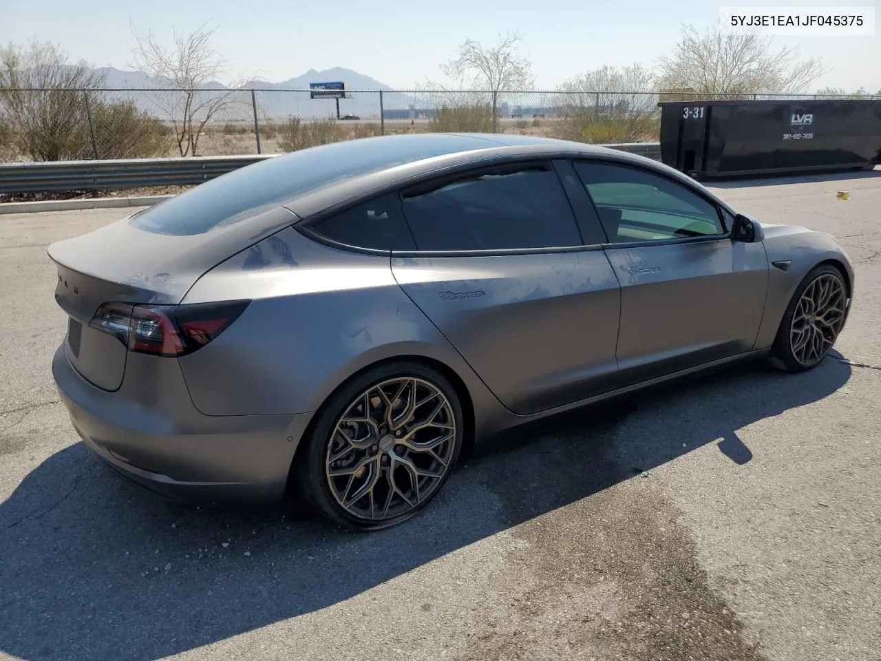 5YJ3E1EA1JF045375 2018 Tesla Model 3