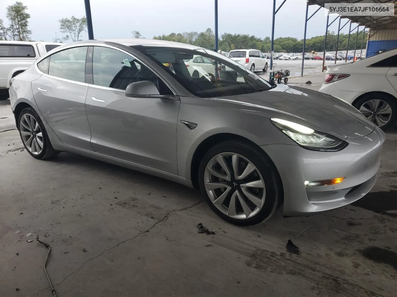 5YJ3E1EA7JF106664 2018 Tesla Model 3