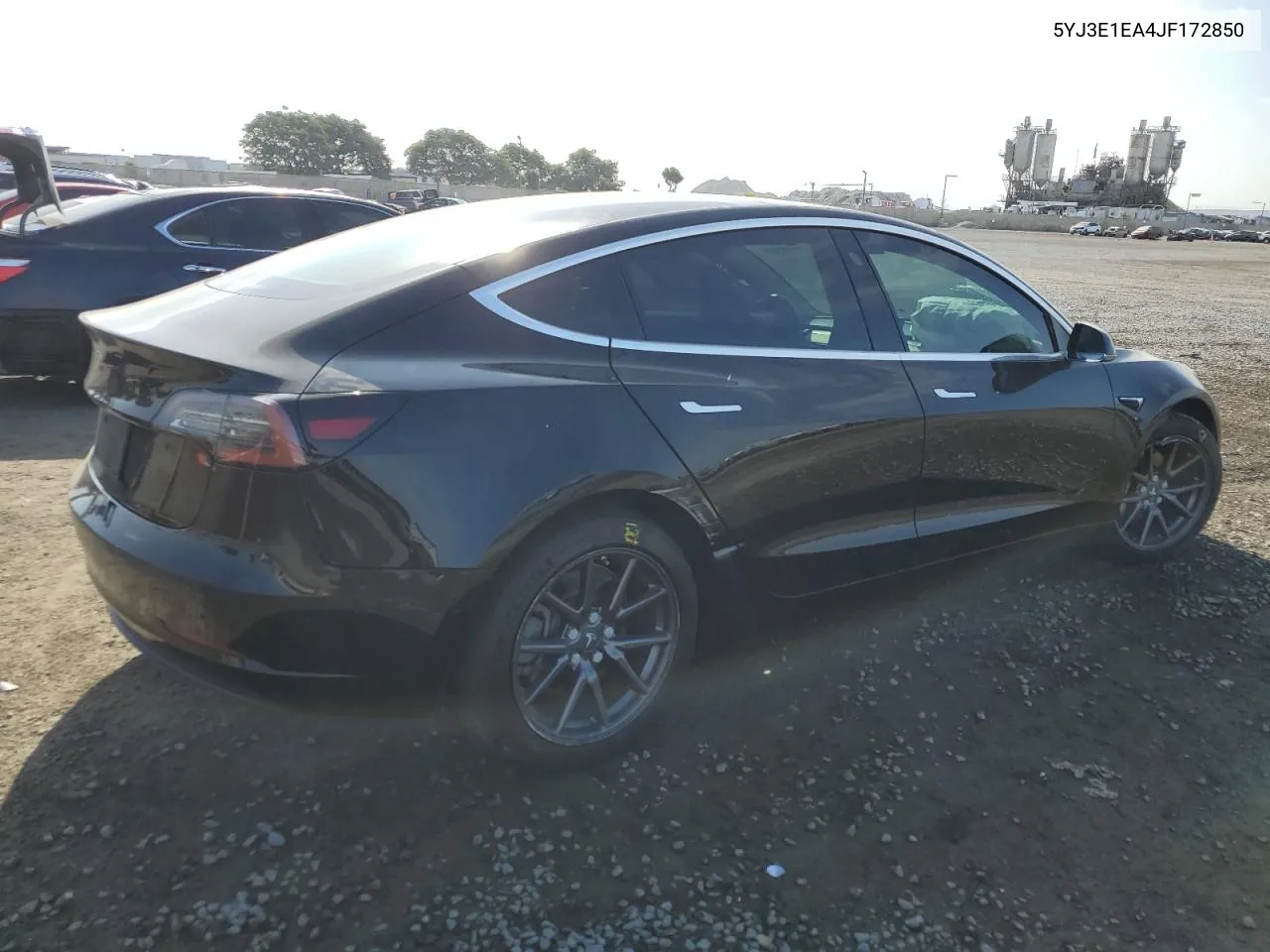 2018 Tesla Model 3 VIN: 5YJ3E1EA4JF172850 Lot: 71100234