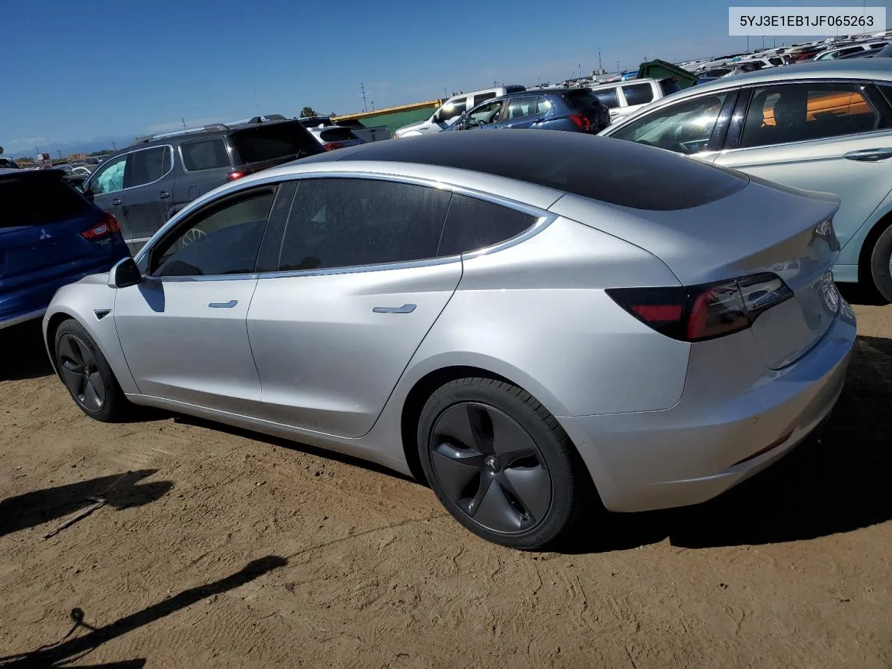 2018 Tesla Model 3 VIN: 5YJ3E1EB1JF065263 Lot: 71426884