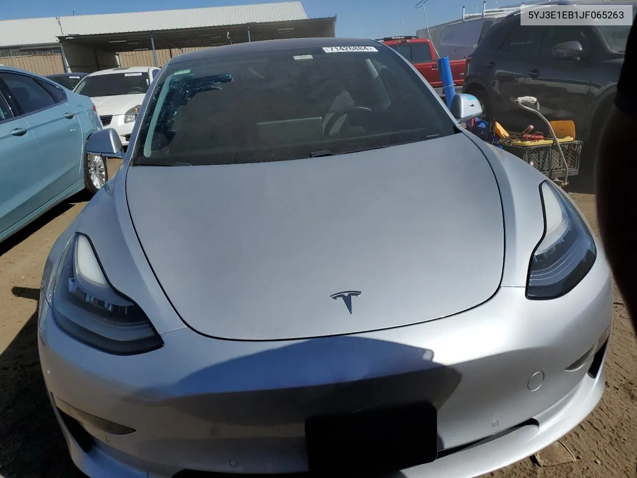 5YJ3E1EB1JF065263 2018 Tesla Model 3