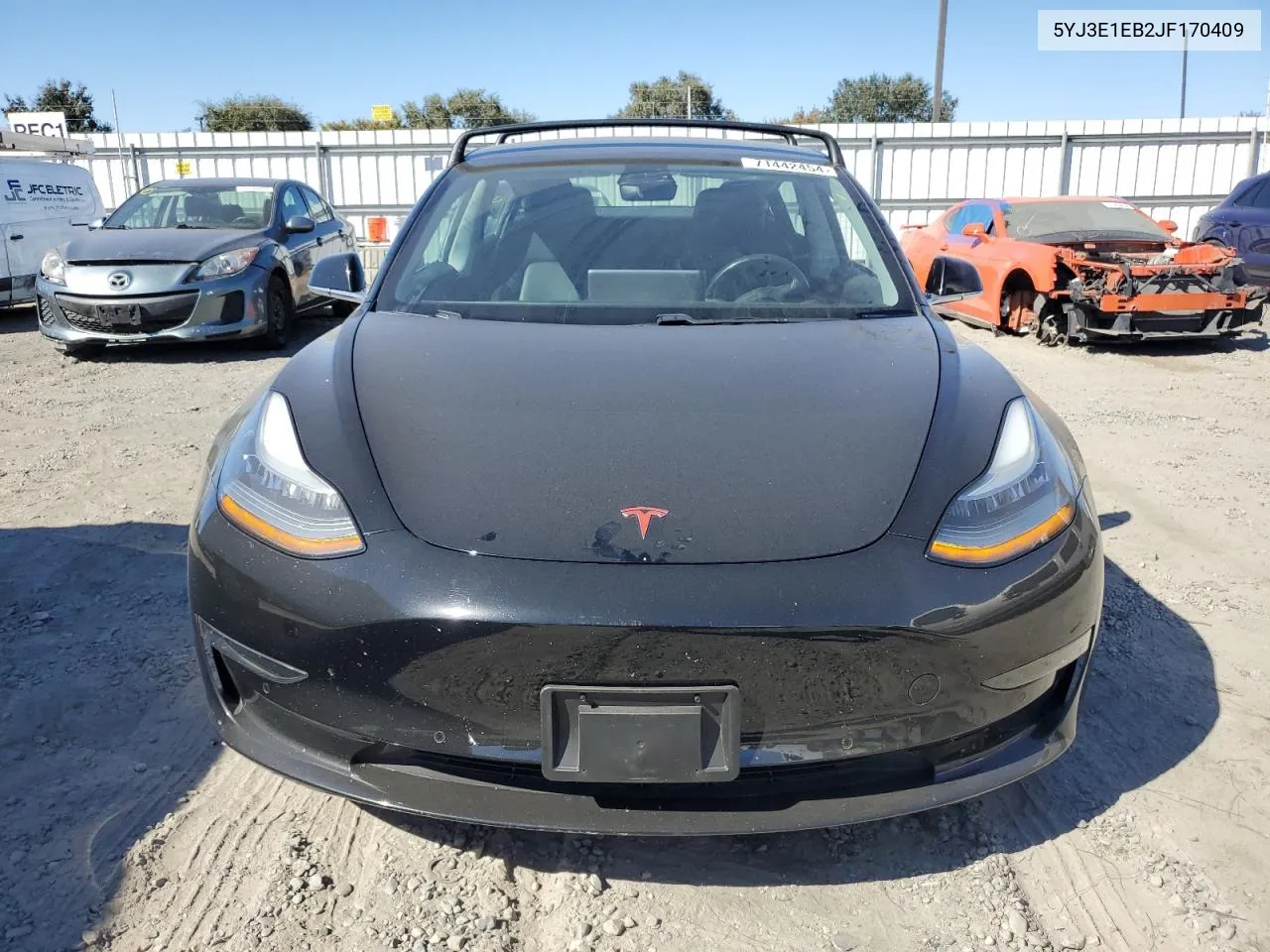 5YJ3E1EB2JF170409 2018 Tesla Model 3