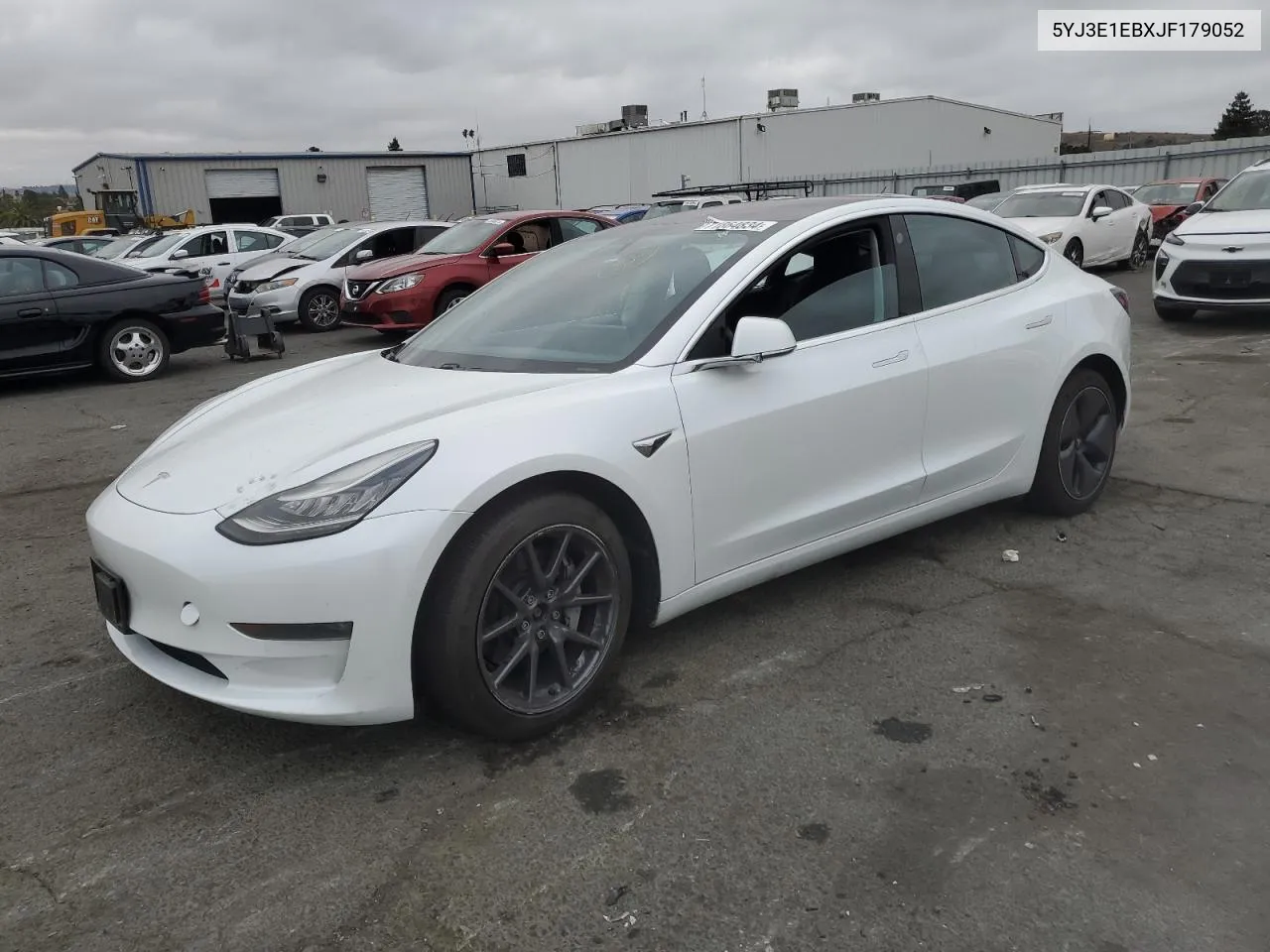 5YJ3E1EBXJF179052 2018 Tesla Model 3