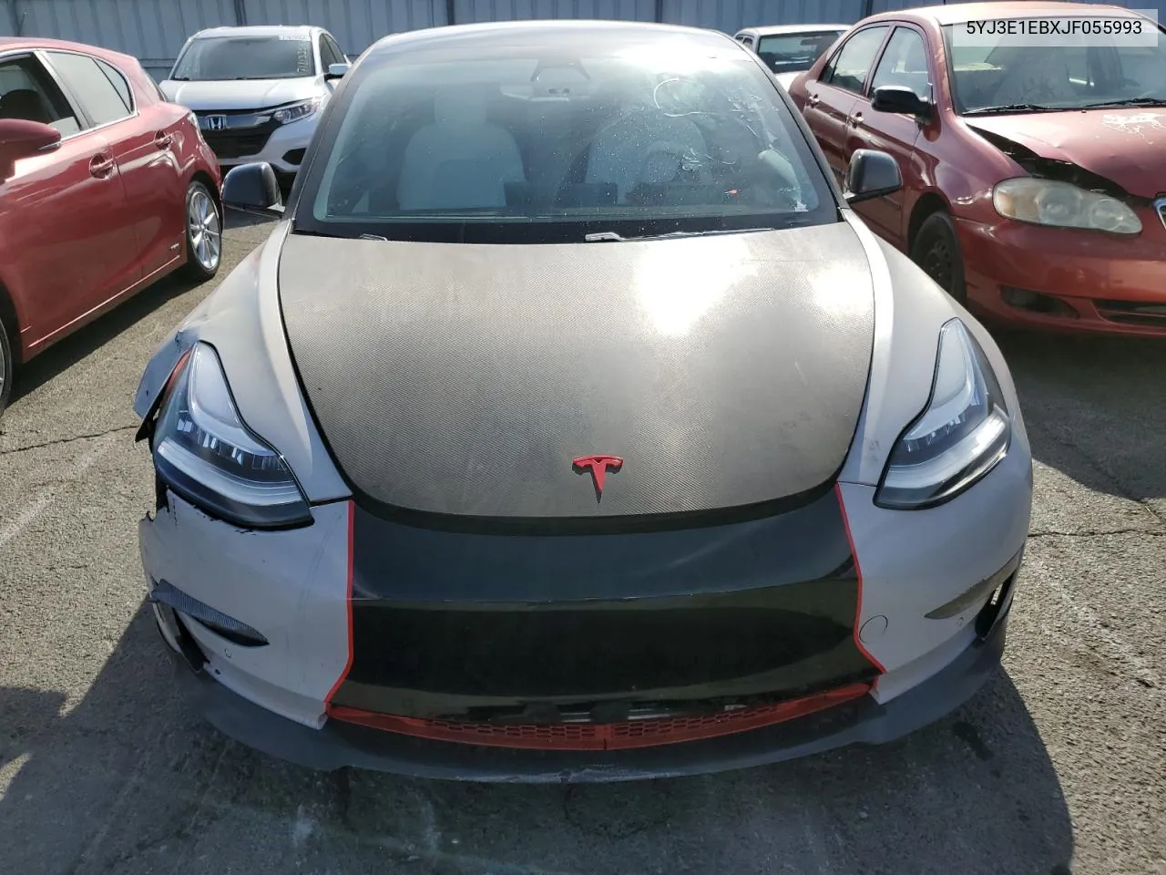 5YJ3E1EBXJF055993 2018 Tesla Model 3