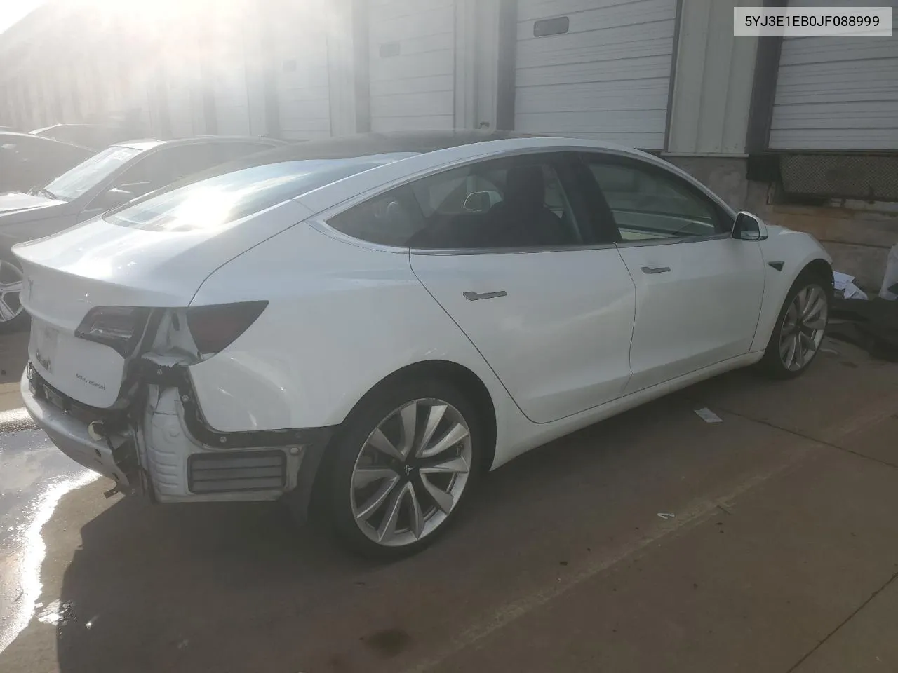 5YJ3E1EB0JF088999 2018 Tesla Model 3