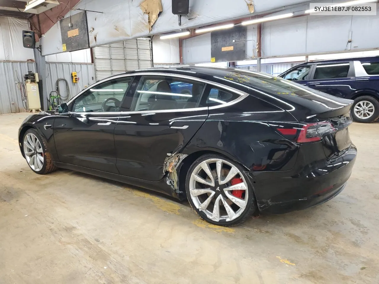 2018 Tesla Model 3 VIN: 5YJ3E1EB7JF082553 Lot: 72402014